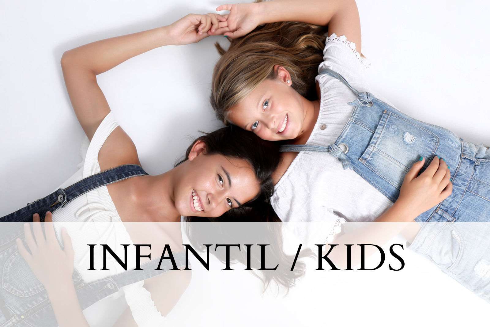 Fotógrafo infantil, niños, niñas

¿Qué es lo que hago en mi estudio fotográfico en Sant Adrià de Besòs?

El estilo que he querido ofrecer en mi estudio de fotografía en Barcelona, ha sido siempre enfocado a la fotografía social, siendo las sesiones de fotos de niños las más solicitadas por mis clientes de Badalona, para ellos es muy importante el equilibrio entre un buen trabajo profesional y un precio justo. En los reportajes fotográficos infantiles, que hago en mi estudio de fotos situado muy cerca de Santa Coloma de Gramenet, cuido cada detalle,  lo más importante es saber que llevar a la sesión de fotos infantil, como hacer las fotos de la madre, el padre y el niño o niña, que sean divertidas y originales, que ropa o vestidos se van ha utilizar en las sesiones infantil, las poses que mejor se adapta a cada niño o niña, tipo de retrato, la toma, la  luz o la personalidad del modelo, para así conseguir el mejor recuerdo de ese momento tan especial para vosotros y vuestra vida. Siempre hay que intentar adaptarse a lo que busca el cliente,por eso es importante que os paséis un día por mi estudio para definir el estilo y tipo de reportaje infantil que se va ha realizar.

Os recomiendo que estéis pendiente de seguir mis redes sociales como Instagram y facebook, ya que suelo publicar ofertas especiales y descuentos de temporada, también podés consultar mis tarifas y precios en mi web



Los complementos para después de la sesión de fotos infantil son muy importantes como el tipo de álbum de fotos, recordatorios, tipo de papel fotográfico, tamaño de las fotos, cajitas de maderas, la galería de imágenes para elegir las fotografías, etc.

Sara Martínez Fotografía, fotógrafa en Barcelona, Badalona, Sant Adria de Besos, Santa Coloma de Gramenet, Sabadell, Cerdanyola y en alrededores


#fotografoinfantil #fotografiainfantil #sesionfotosinfantil #fotografoniños #fotografianiños #sesionfotosniños #fotografoniñas #fotografianiñas #sesionfotosniñas #fotografobarcelona #fotografobadalona #fotografabarcelona #fotografabadalona

Tipos de sesiones fotográficas:

Fotografia de niños en Barcelona | Fotografía infantil Barcelona | Fotografía infantil en Badalona | Fotografía infantil  | Fotógrafo de Niños en  Barcelona y Badalona  | Fotógrafo infantil Barcelona | Fotos de infantil Barcelona | Fotos Infantiles | Sesiones de fotos de bebes y infantil | sesiones de fotos infantiles | Las sesiones se realizan en Barcelona ciudad y Badalona

